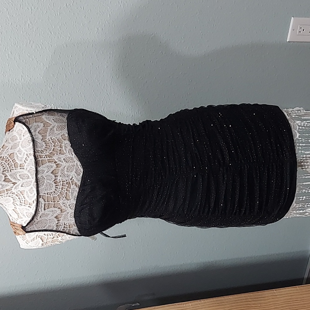 NWT y2k Trixxi ruched mesh glitter black dress with gold Sequin back size 3